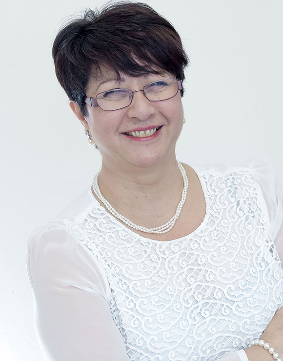 Tricia Handley-Hughes Tricia Handley-Hughes